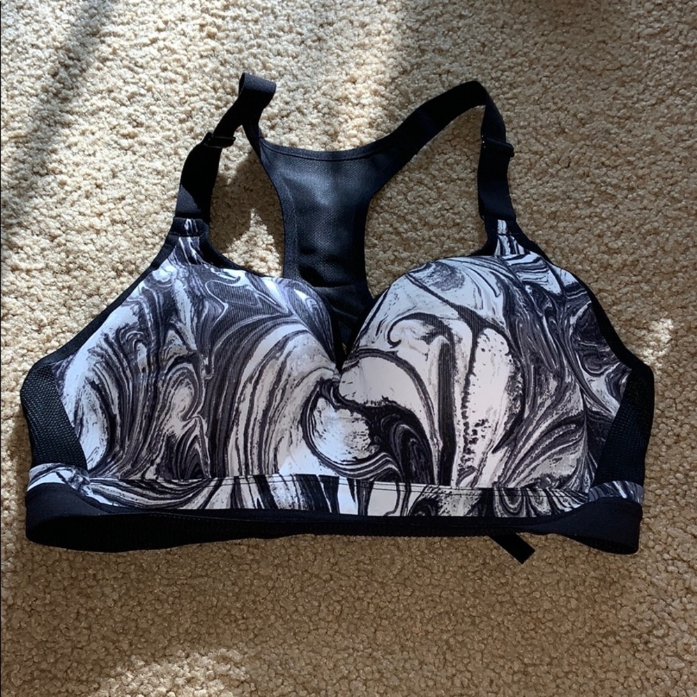 VS Sports Bra
